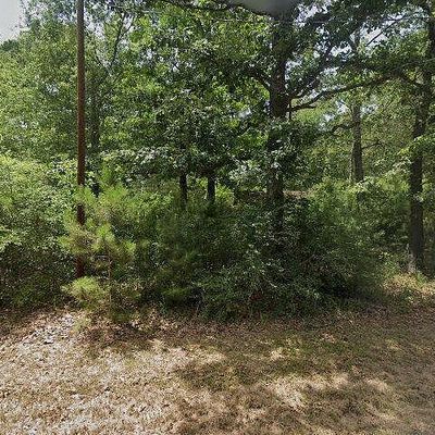 435 Rain Forest Rd, Onalaska, TX 77360