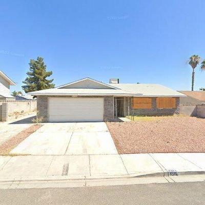 4372 Del Santos Dr, Las Vegas, NV 89121