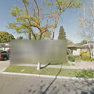 4385 N Feland Ave, Fresno, CA 93722