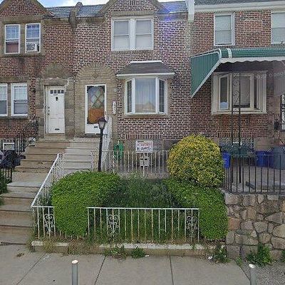 4430 Vista St, Philadelphia, PA 19136