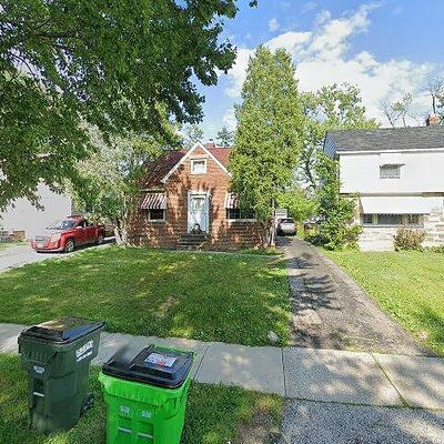 4437 Glenview Rd, Cleveland, OH 44128