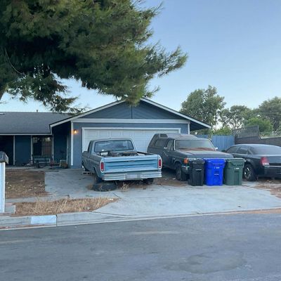 446 E Fromer St, Rialto, CA 92376