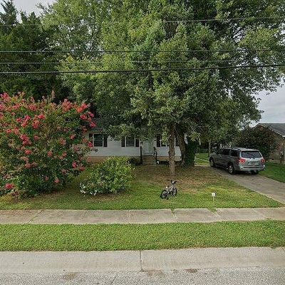 448 E Commerce St, Smyrna, DE 19977