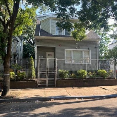 450 Van Houten St, Paterson, NJ 07501