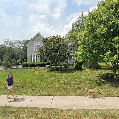 5335 Windtree Dr, Doylestown, PA 18902