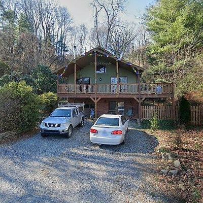 54 Mills Pl, Asheville, NC 28804