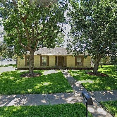 5403 Timpani Dr, Friendswood, TX 77546