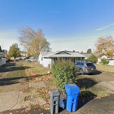 547 Greencrest St Ne, Salem, OR 97301