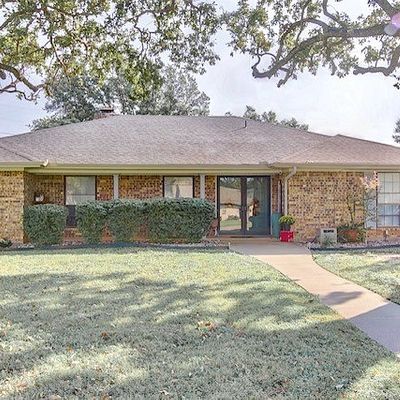 548 Jancy Drive, Robinson, TX 76706