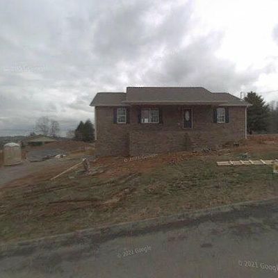 5597 Maxine St, Russellville, TN 37860