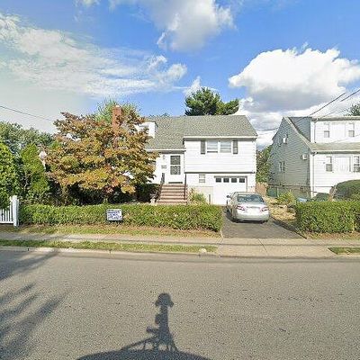 56 5 Th St, Saddle Brook, NJ 07663