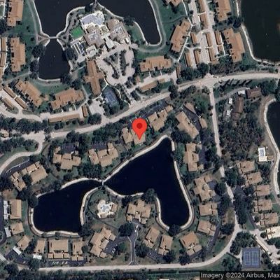 560 Retreat Dr #202, Naples, FL 34110