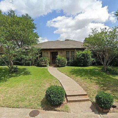 5807 Winding Woods Trl, Dallas, TX 75227