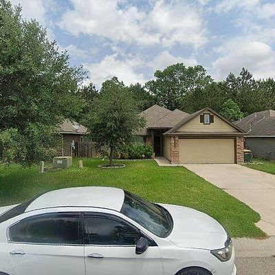 5814 Olde Oaks Dr, Willis, TX 77378