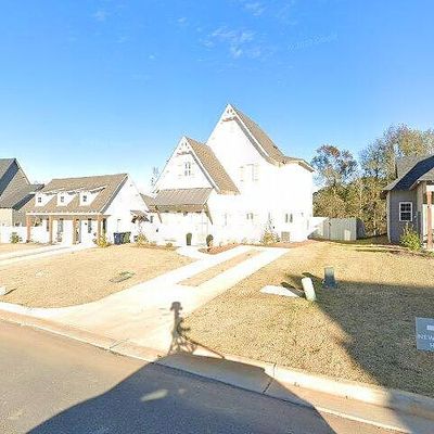 586 Piper Ave, Auburn, AL 36832