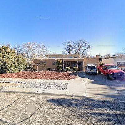 5869 Avenida La Barranca Nw, Albuquerque, NM 87114