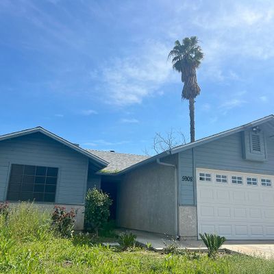 5908 Cedar Glen Ln, Bakersfield, CA 93313