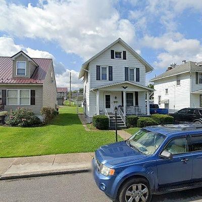 504 S Wayne St, Lewistown, PA 17044