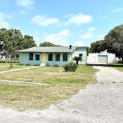 507 Lewis St, Matagorda, TX 77457