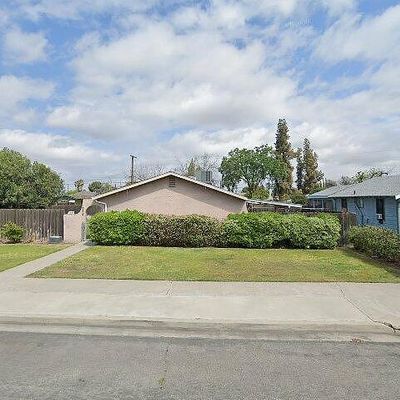 508 E Elm St, Hanford, CA 93230