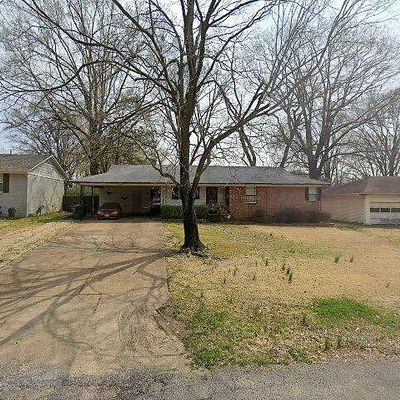 5094 Lochinvar Rd, Memphis, TN 38116