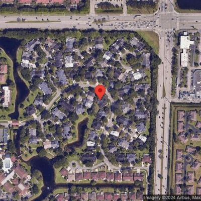 5098 Pine Dr, Boynton Beach, FL 33437