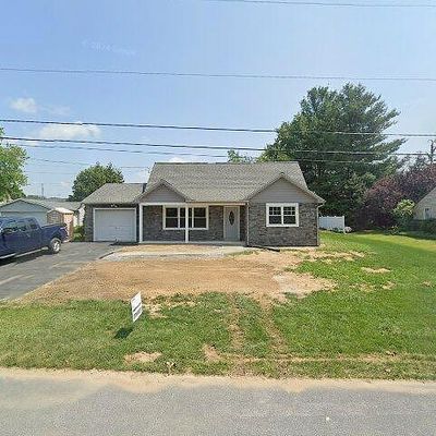 51 Melvin Dr, Leola, PA 17540