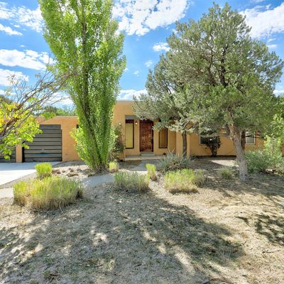 517 Rover Blvd, White Rock, NM 87547