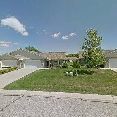 520 3 Rd Ave Nw, Byron, MN 55920