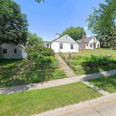 5244 Shoreview Ave, Minneapolis, MN 55417