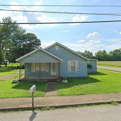 626 N Mccombs St, Martin, TN 38237