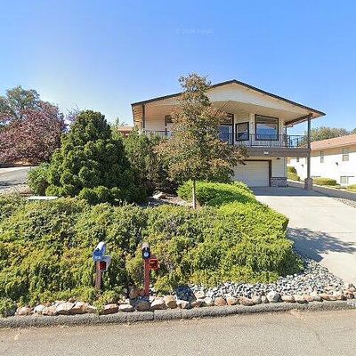 6287 Woodman Dr, Oroville, CA 95966