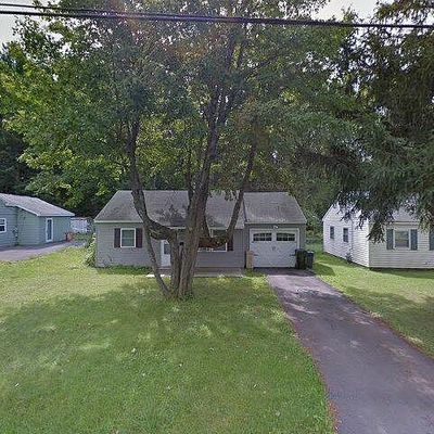 63 Oakdale Ave S, New Hartford, NY 13413