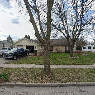 64 Eastbrook Ln, Fond Du Lac, WI 54935