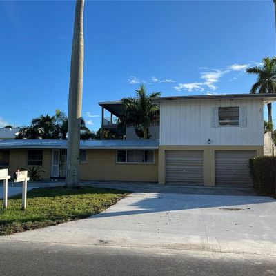 6406 Holmes Blvd, Holmes Beach, FL 34217