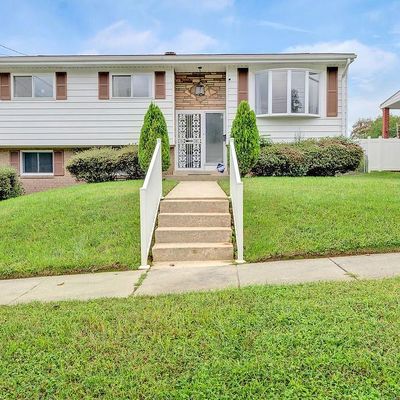 6409 Cabin Branch Ct, Capitol Heights, MD 20743