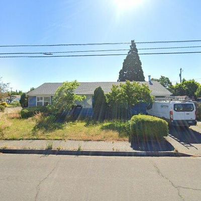 647 16 Th St, Springfield, OR 97477