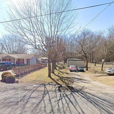 647 52 E Hwy, Portland, TN 37148