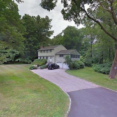 65 Walnut Grove Rd, Ridgefield, CT 06877