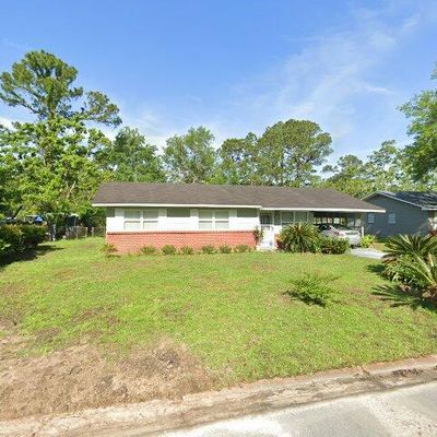 6621 Columbus Cir, Ocean Springs, MS 39564