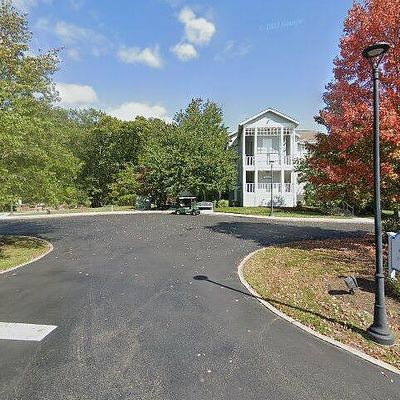 666 Fairway Ln, Absecon, NJ 08205