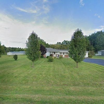 668 Greenfield Rd, Mercer, PA 16137