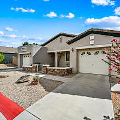 6707 E Roland St, Mesa, AZ 85215