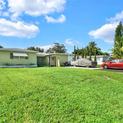 6804 Sw 9 Th St, Pembroke Pines, FL 33023