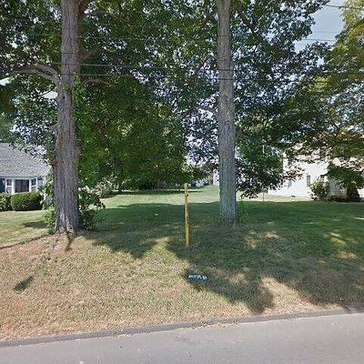 682 Hills St, East Hartford, CT 06118