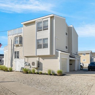 696 21st Street, Avalon, NJ 08202