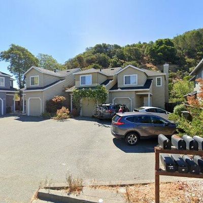 7 Adrian Ter, San Rafael, CA 94903