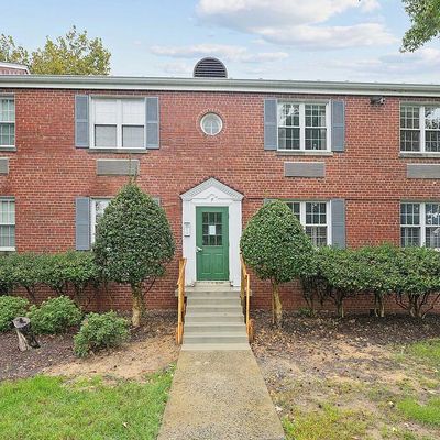 7 E Glebe Road, Alexandria, VA 22305