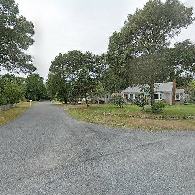 6 Ivy Ln, South Yarmouth, MA 02664