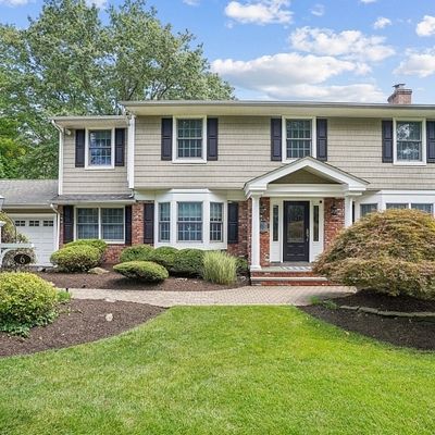 6 Sutton Pl, Florham Park, NJ 07932